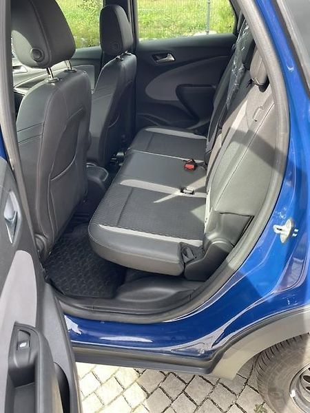 Opel Crossland X (2019) menší SUV - fotka 10 z 12