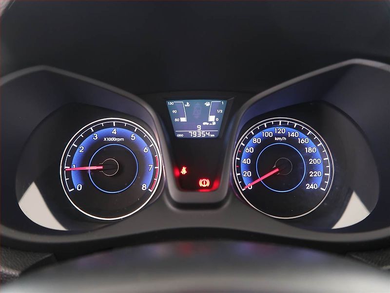 Hyundai ix20 (2019) 1.6 CVVT, Serv.kniha, Tempomat - fotka 11 z 16