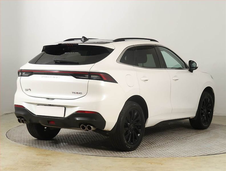 Dongfeng T5 EVO (2024) Luxury 1.5 Turbo - fotka 5 z 27