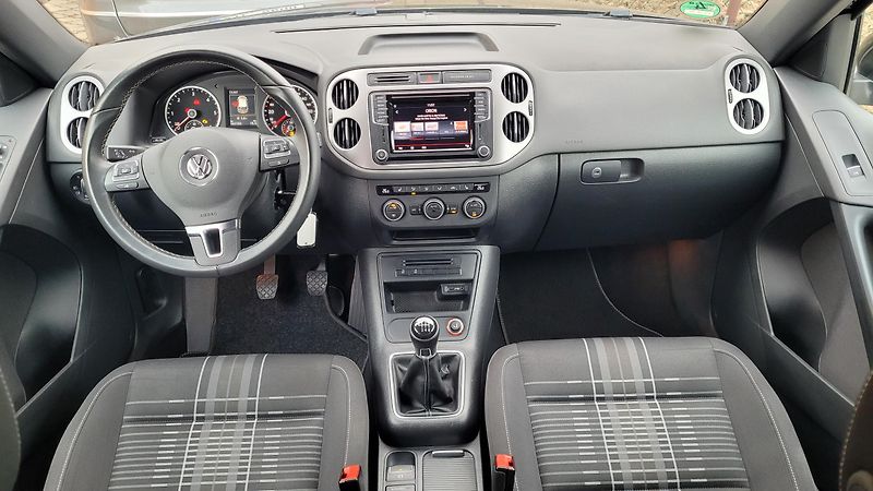 Volkswagen Tiguan (2016) 2,0TDi 110kW Lounge  - fotka 19 z 42