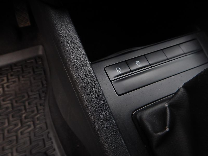 Škoda Octavia 1.4i CNG, KLIMA - fotka 21 z 27