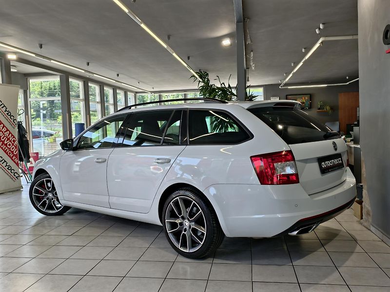Škoda Octavia RS 2.0 TSI 162kW DSG CHALLENGE - fotka 5 z 24