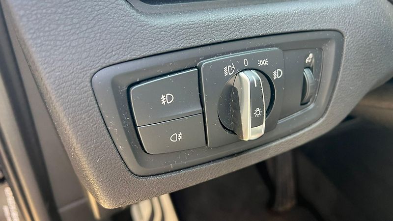 BMW X1 (2018) XDrive 20d,M Sportpaket,LED - fotka 28 z 32