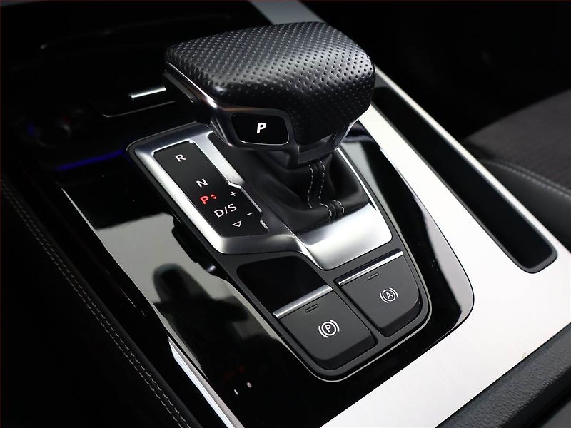 Audi Q5 (2023) 40 TDI - fotka 11 z 23