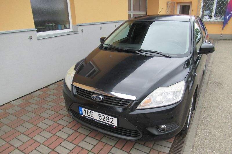 Ford Focus 1.6 TDCi KLIMA  - fotka 8 z 17