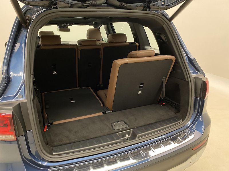 Mercedes-Benz GLB 200d 4MATIC AUT CZ 7míst - fotka 31 z 60