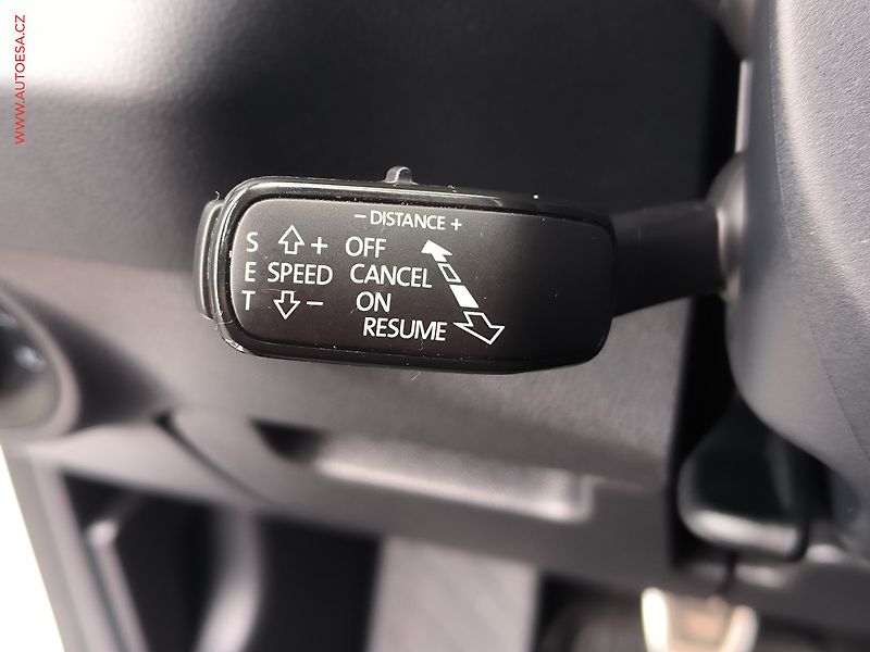 Škoda Karoq (2022) 1.5TSi, 2.maj,ČR, LED, TZ - fotka 22 z 26