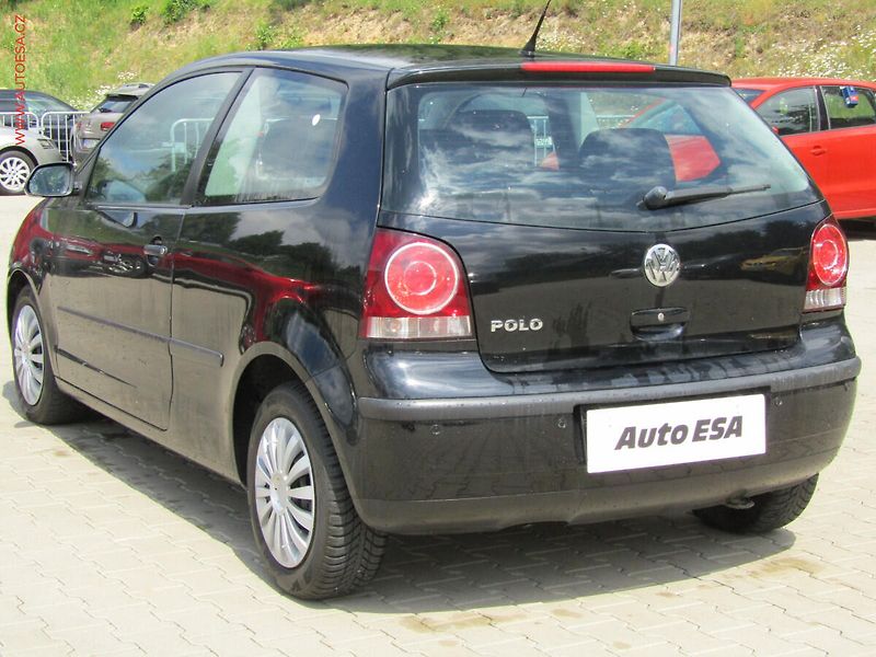Volkswagen Polo (2009) 1.2i, Trendline, AC, park. - fotka 6 z 12