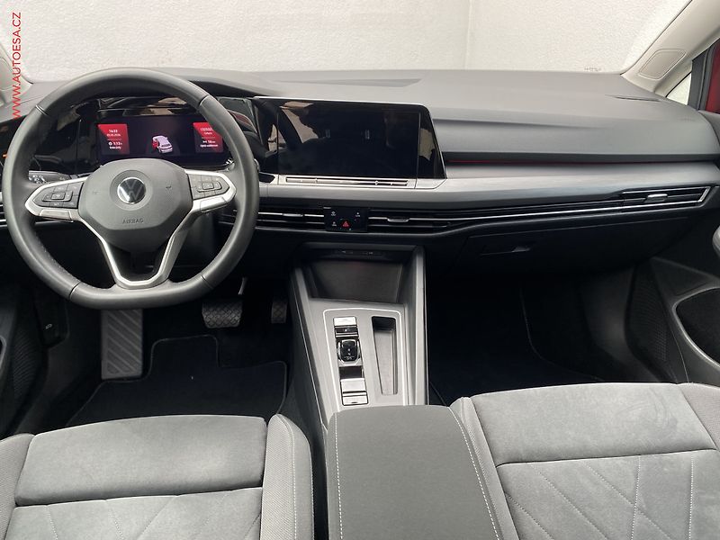 Volkswagen Golf (2020) 1.5 e-TSi, Style, DSG - fotka 8 z 19