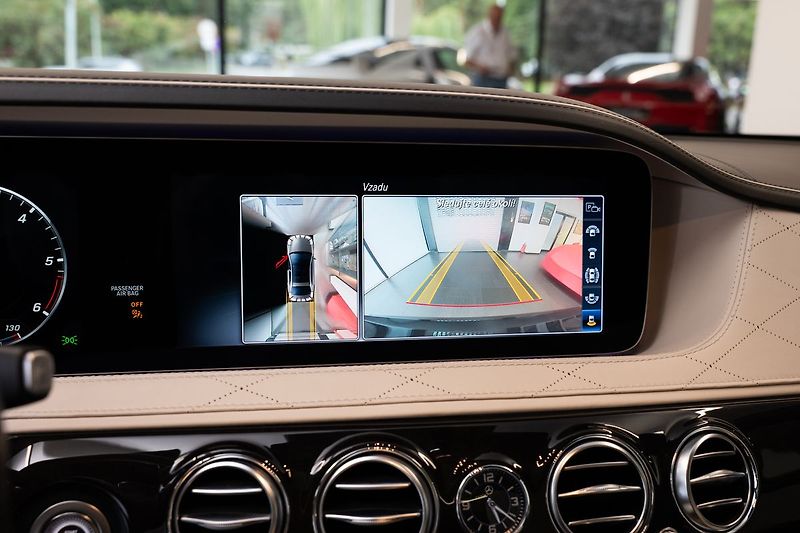 Mercedes-Benz Třídy S d L 4MATIC AMG Line/Burmester/ - fotka 17 z 27
