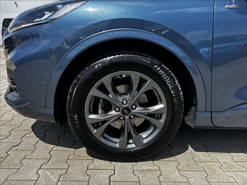 Ford Kuga 1,5 EcoBoost 110kW ST-Line - fotka 10 z 34
