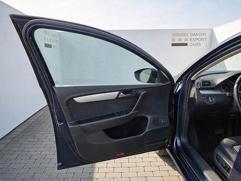 Volkswagen Passat 1.4 TSI 90kW, NOVÉ ROZVODY. - fotka 12 z 42