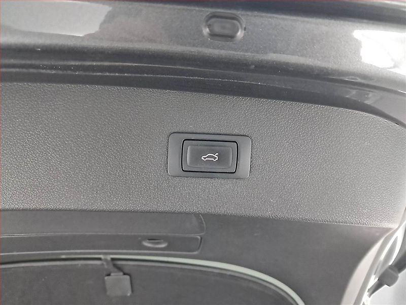Audi A7 (2016) S-Line 3.0 TDI - fotka 16 z 29