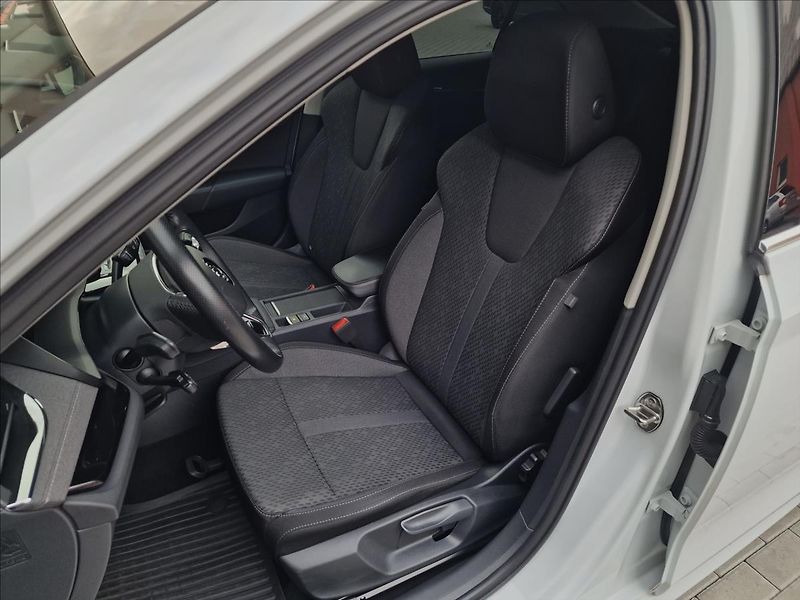 Škoda Octavia 2.0TDI Style, původ ČR,1.Maj. - fotka 38 z 50