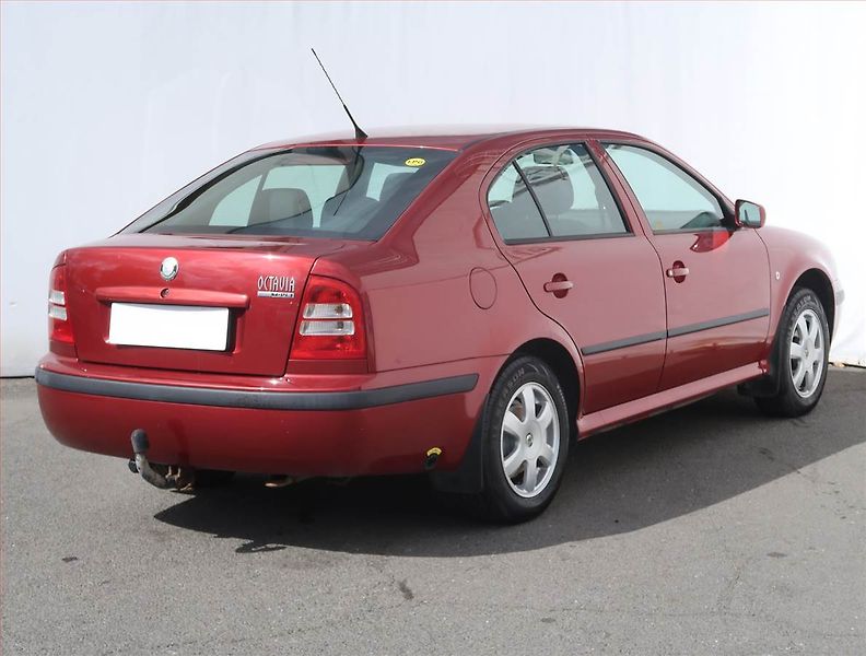Škoda Octavia (2007) 1.6, LPG, Serv.kniha, Tažné - fotka 5 z 16