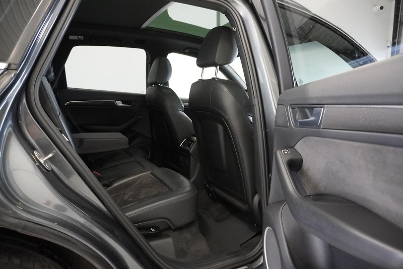 Audi SQ5 3.0 TDi 240 kW COMPETITION 4x4 - fotka 33 z 44
