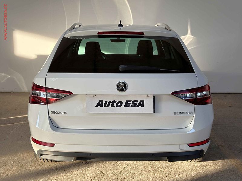 Škoda Superb (2016) 1.8TSi, ČR, Style, bixen - fotka 5 z 18