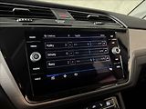 Volkswagen Touran 2,0 TDi  DSG Comfortline Tažné - náhled 33