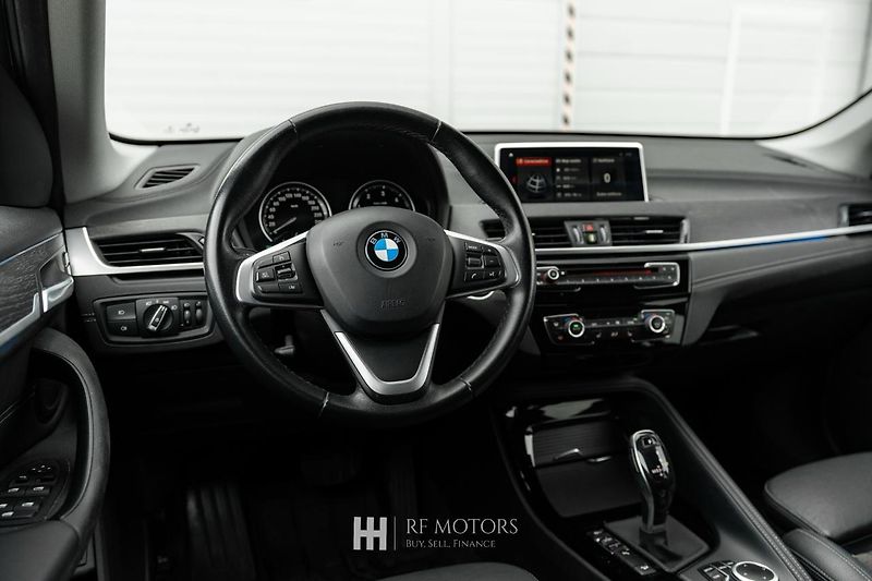 BMW X1 (2019) xDrive20d xLine - fotka 13 z 18