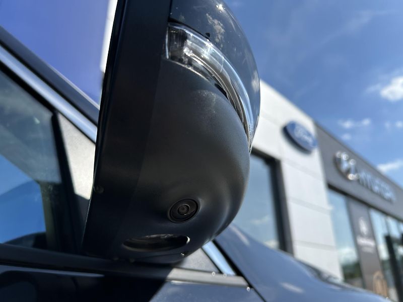 Ford Kuga Top Edition 2.5 PHEV 178kW - fotka 5 z 38
