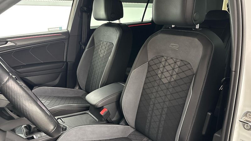 Volkswagen Tiguan Allspace 2.0 TDI DSG 4MOTION R-Line - fotka 15 z 29