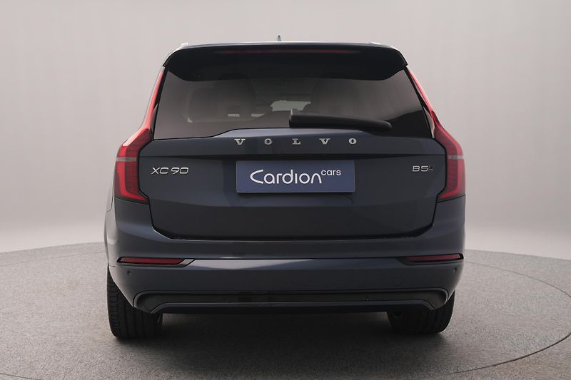 Volvo XC90 (2026) B5 AWD AUT DARK PLUS 7míst - fotka 12 z 25