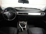 BMW Řada 3 (2010) 2.0d, AC, temp. - náhled 8