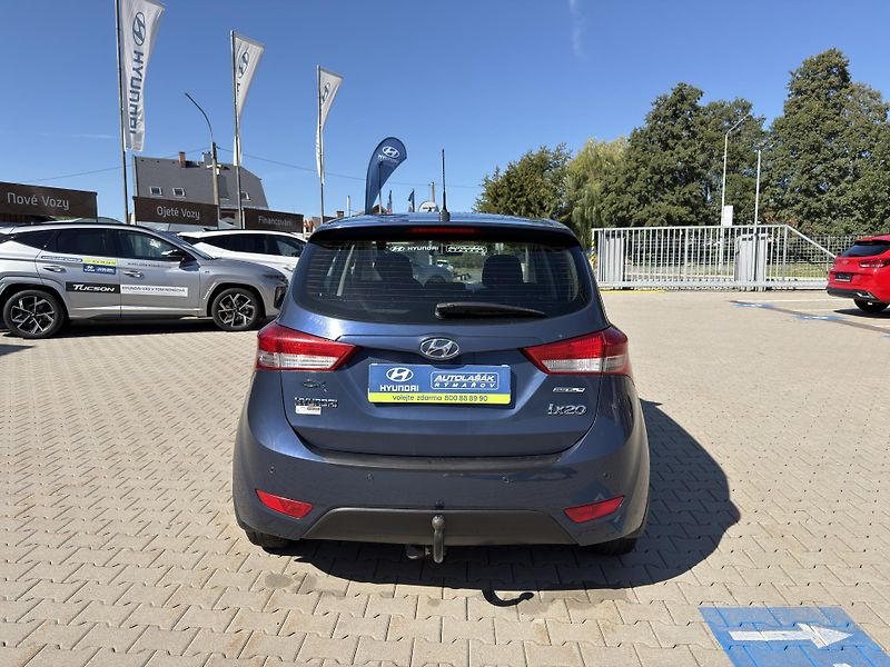 Hyundai ix20 1.4i 66kW KLIMA REZERVACE - fotka 6 z 22