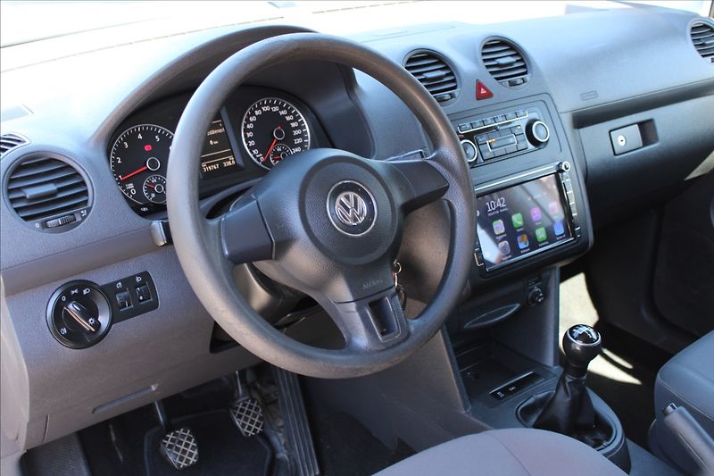 Volkswagen Caddy 1,6 MPI  MAXI,7.MÍST,LPG - fotka 23 z 33