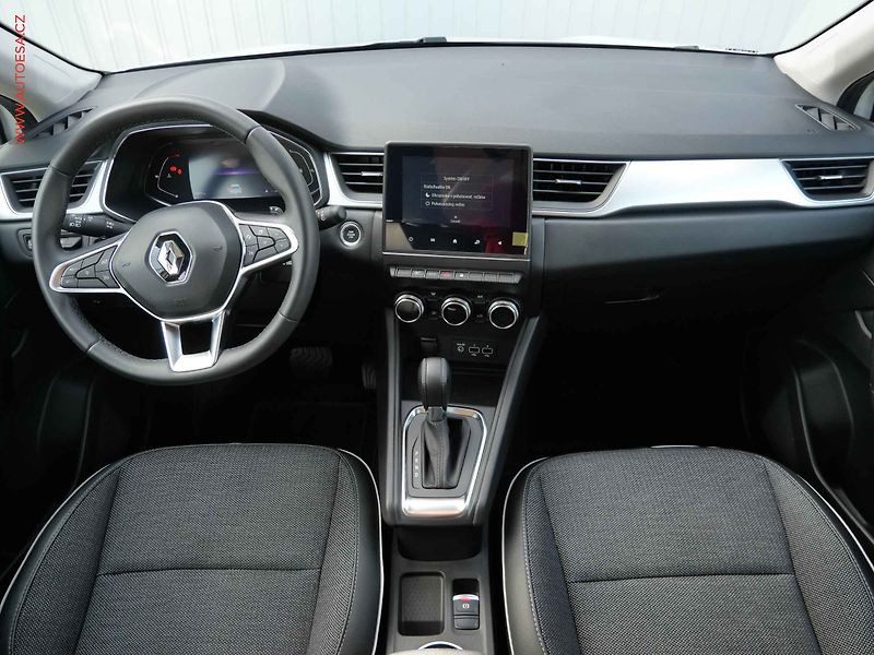 Renault Captur (2022) 1.3TCe, Intense, AT - fotka 8 z 27