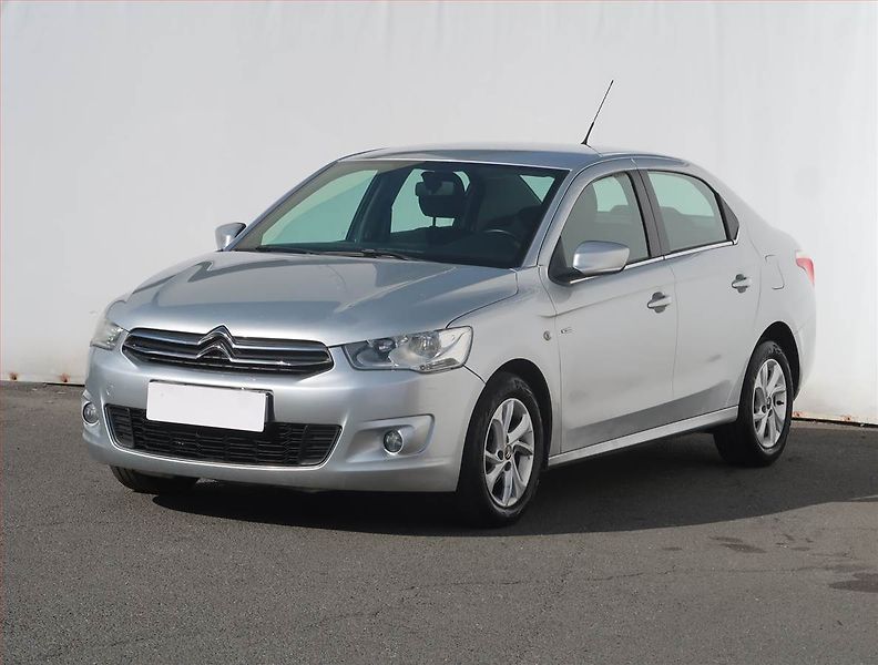 Citroën C-Elysée (2013) Exclusive 1.6 HDi, udržované - fotka 2 z 18