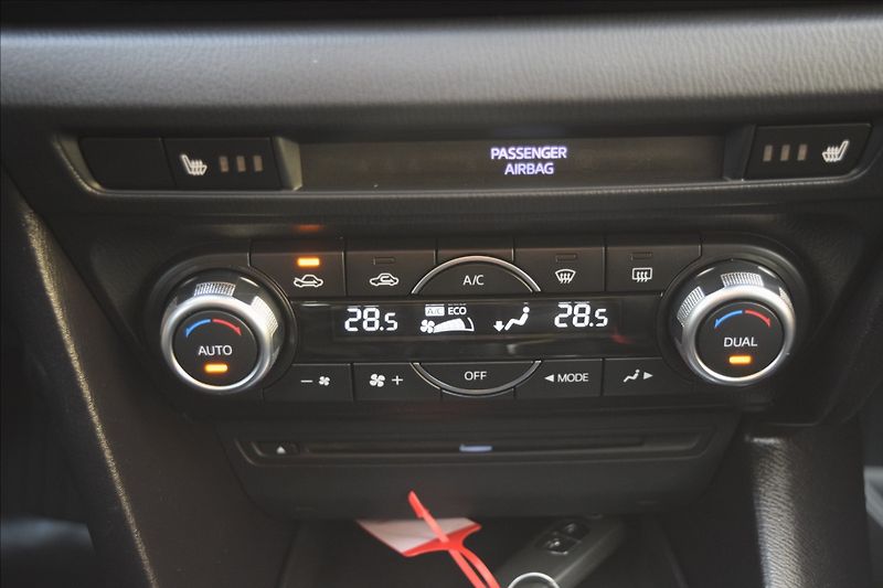 Mazda 3 2,0 SKYACTIV-G 88KW ALU NAVI - fotka 39 z 43