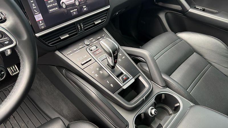 Porsche Cayenne S - fotka 22 z 29