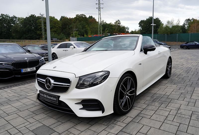 Mercedes-Benz Třídy E E 53 AMG 4Matic+/440PS - fotka 9 z 50