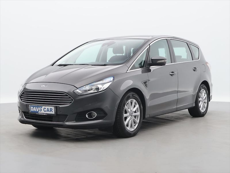 Ford S-MAX 2,0 TDCI 132kW Titanium - fotka 3 z 34