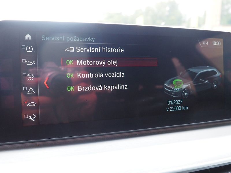 BMW Řada 5 (2017) 3.0d xDrive, 195 kW - fotka 35 z 38