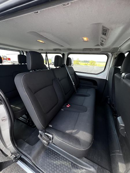 Renault Trafic 1.6dCi 92kW Passenger TZ 9Míst - fotka 15 z 18