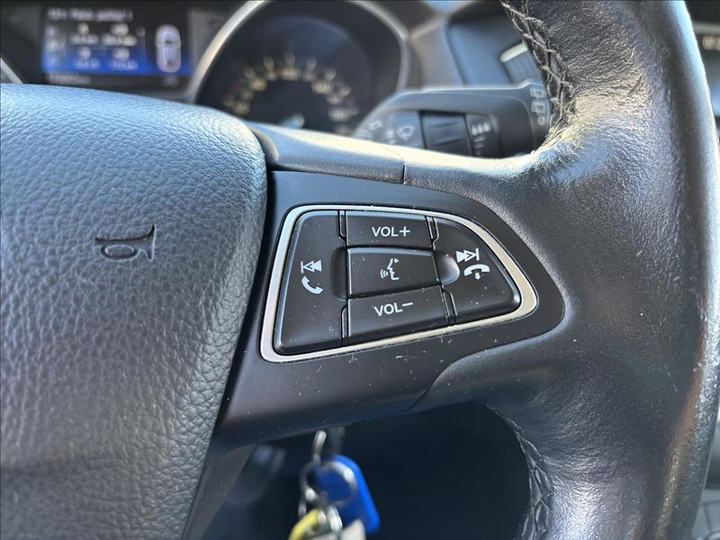 Ford Focus 1,5 TDCI 70kW Trend - fotka 19 z 28