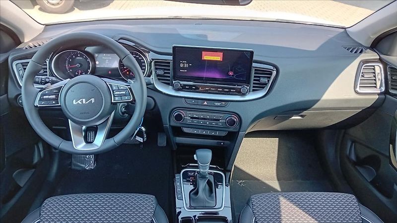 Kia XCeed (2026) 1,6 T-GDi GPF 7DCT EXCLUSIVE - fotka 6 z 10