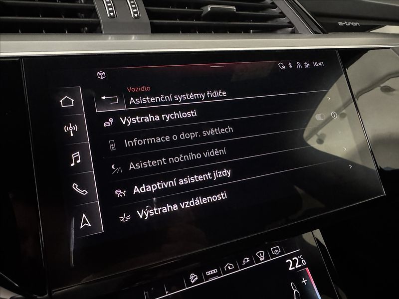 Audi e-tron S-Line Digital LED Záruka - fotka 29 z 49