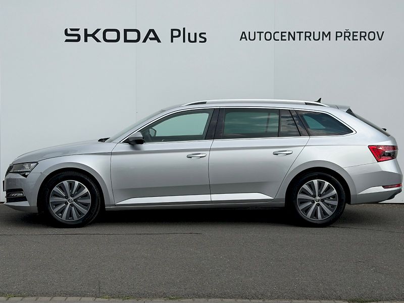 Škoda Superb (2023) 2.0TDI 110kW DSG Style - fotka 3 z 35