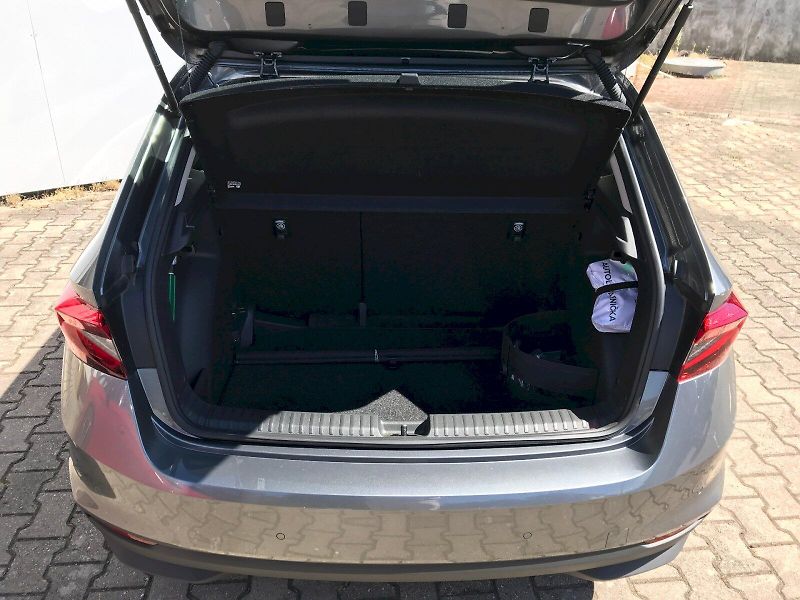 Škoda Fabia (2025) SELECTION 1,0 MPI - fotka 24 z 26