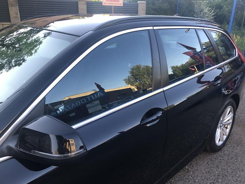 BMW Řada 5 (2015) 518d Touring NAVI velmi pěkný - fotka 22 z 76