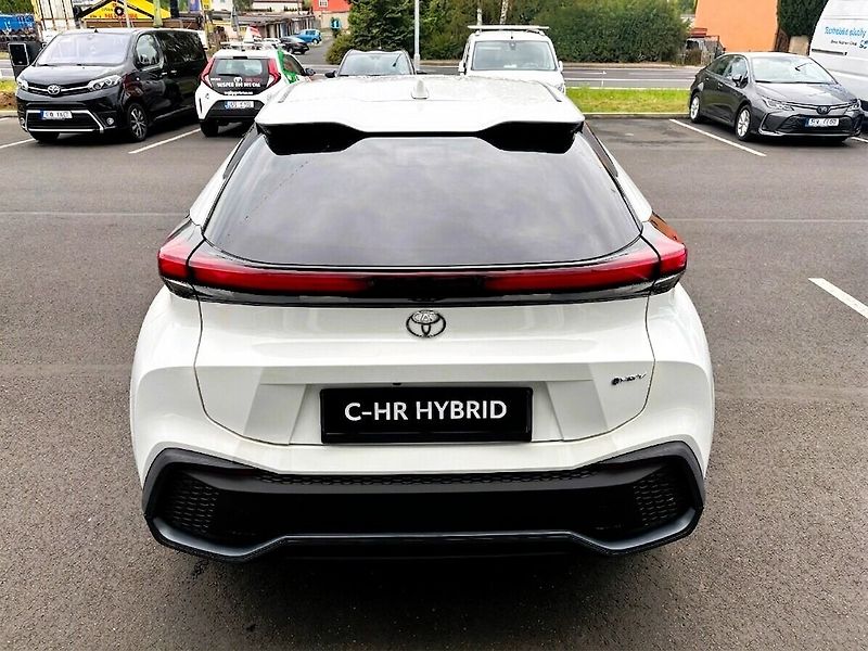 Toyota C-HR 1,8   Style HEV CVT - fotka 6 z 10