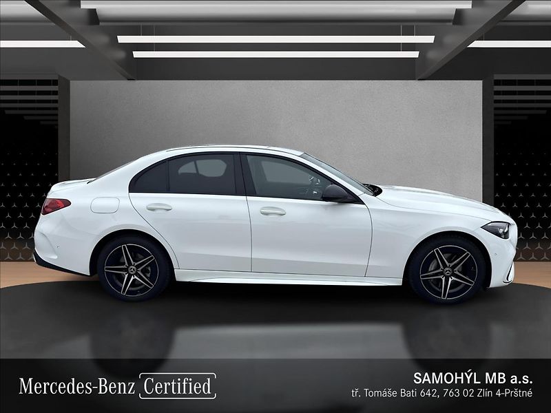 Mercedes-Benz Třídy C C 300de 4MATIC AMG linie - fotka 6 z 13