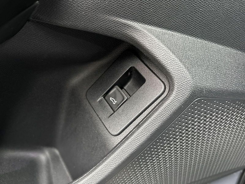 Cupra Leon (2026) SP 2.0 TSI 4WD DSG VZ - fotka 21 z 36