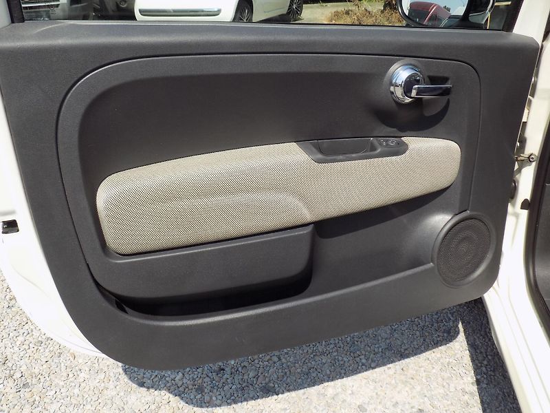 Fiat 500 1,2I 51 KW LOUNGE AUTOKLIMA - fotka 33 z 42
