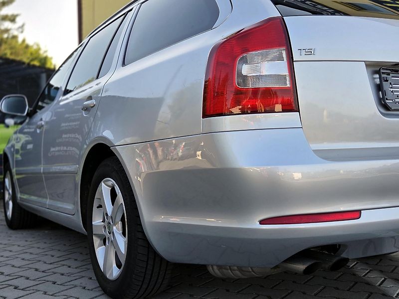 Škoda Octavia 1,4TSi 1.maj, rozvody, xenony  - fotka 41 z 43