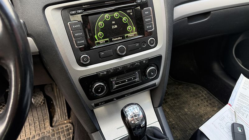 Škoda Octavia 1.4TSi*90kW*ELEGANCE PLUS*TOP* - fotka 16 z 22