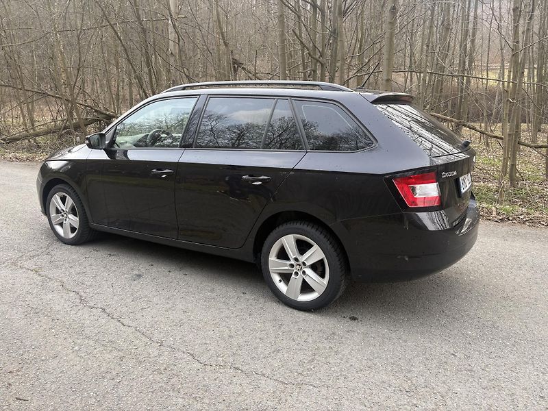 Škoda Fabia (2017) 1.0 TSi 70 kW, klima - fotka 4 z 20